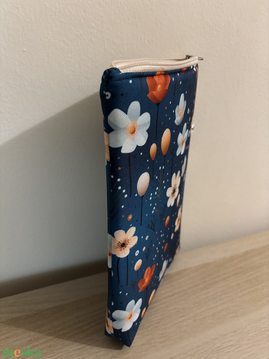 Könyv/iPad/Tablet védő utazó tok - táska & tok - ebook & tablet tok - Meska.hu