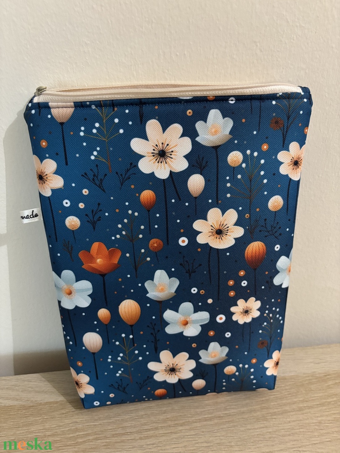 Könyv/iPad/Tablet védő utazó tok - táska & tok - ebook & tablet tok - Meska.hu