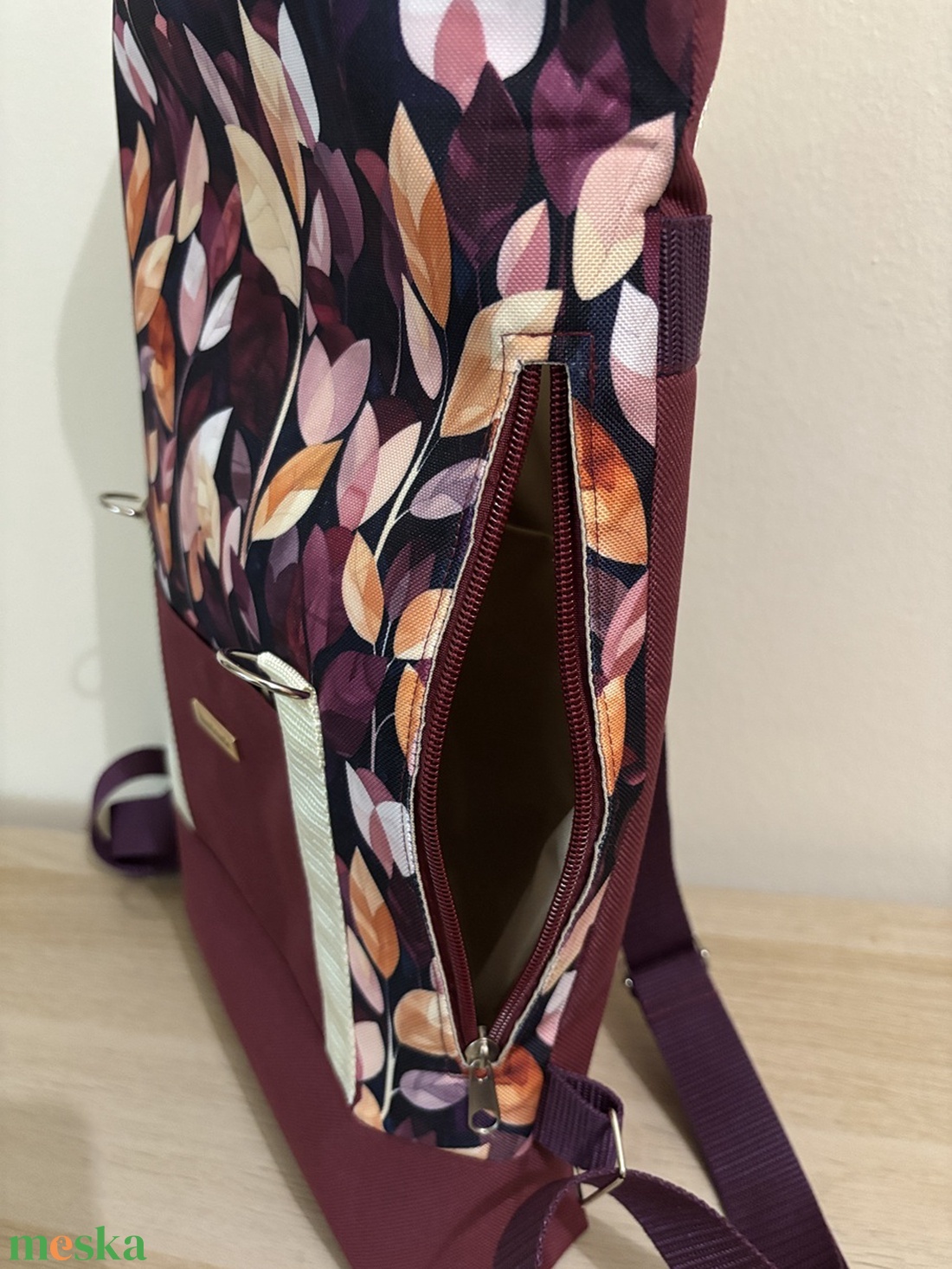 Roll-up női hátizsák eladó - táska & tok - hátizsák - roll top hátizsák - Meska.hu