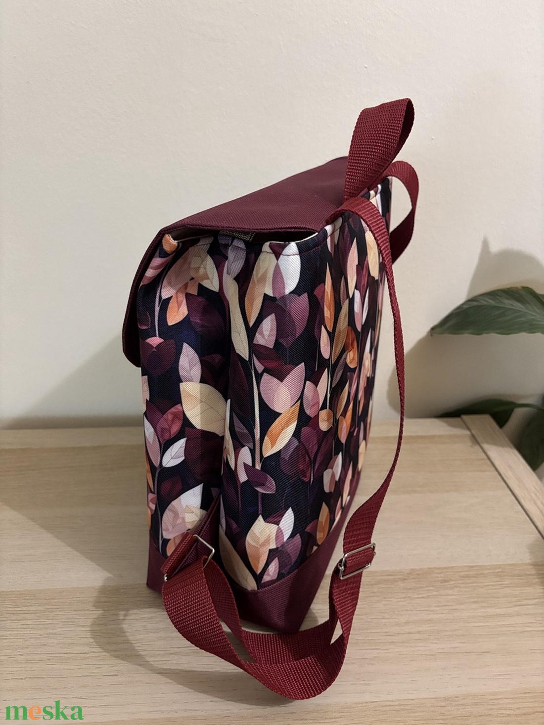 Női hátitáska eladó - táska & tok - hátizsák - hátizsák - Meska.hu