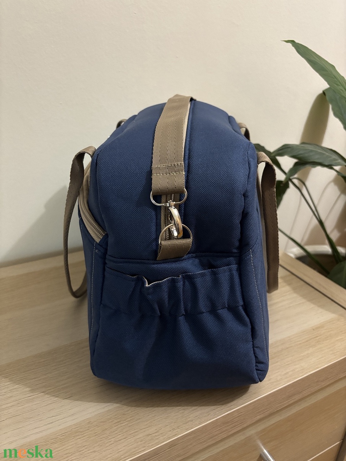 Pelenkázó táska eladó - baba - mama - pelenkázó, babafürdető kellékek - pelenkatáska - Meska.hu