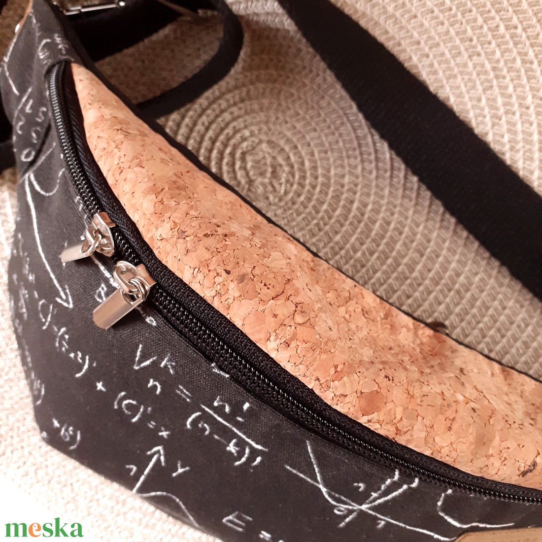 Férfi/fiú Övtáska, Crossbody matek képletek mintával - táska & tok - övtáska - Meska.hu Férfi/fiú Övtáska, Crossbody matek képletek mintával - táska & tok - övtáska - Meska.hu