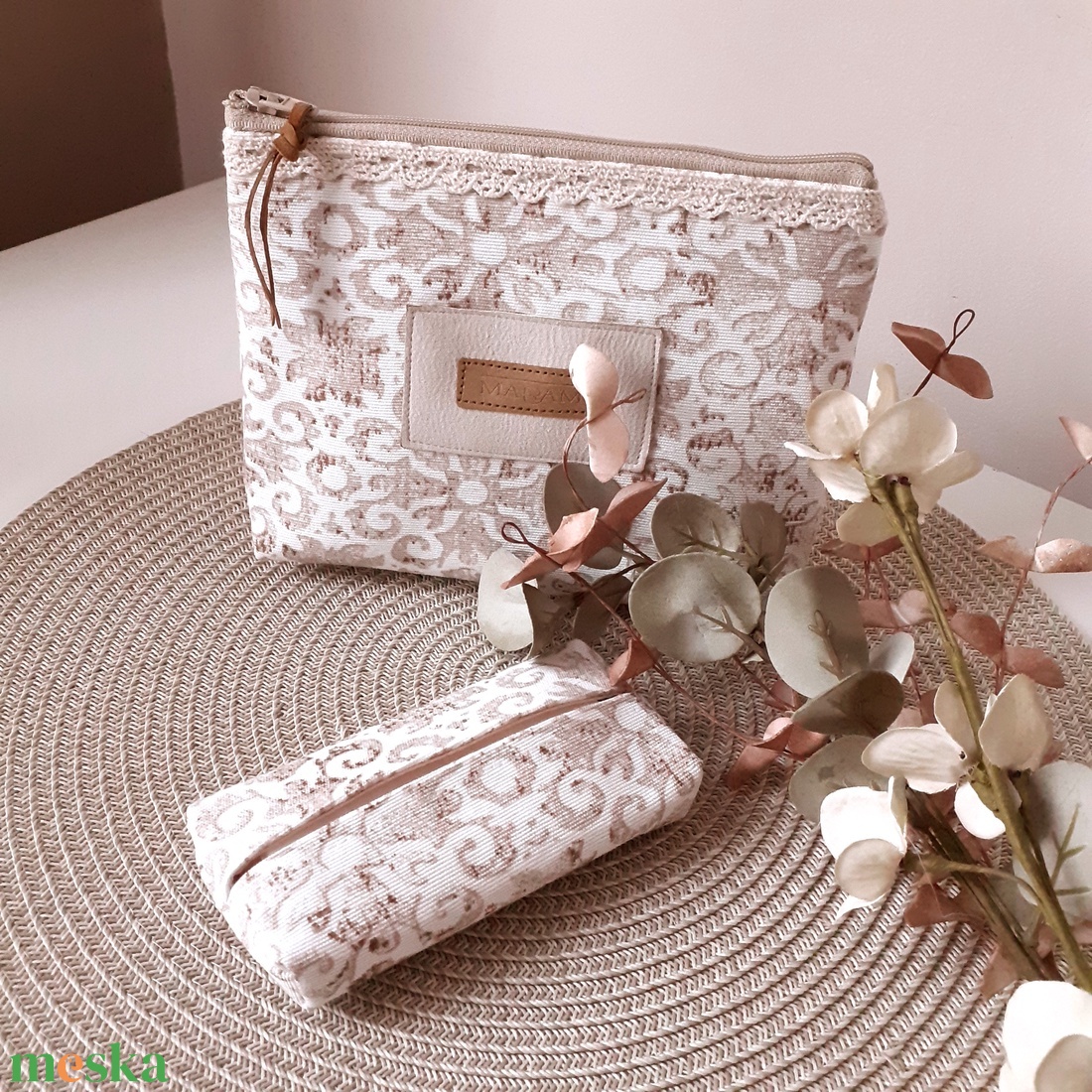 Ornamentikus zsebkendőtartó, papírzsepkendő tartó tok - táska & tok - pénztárca & más tok - zsebkendőtartó tok - Meska.hu Ornamentikus zsebkendőtartó, papírzsepkendő tartó tok - táska & tok - pénztárca & más tok - zsebkendőtartó tok - Meska.hu