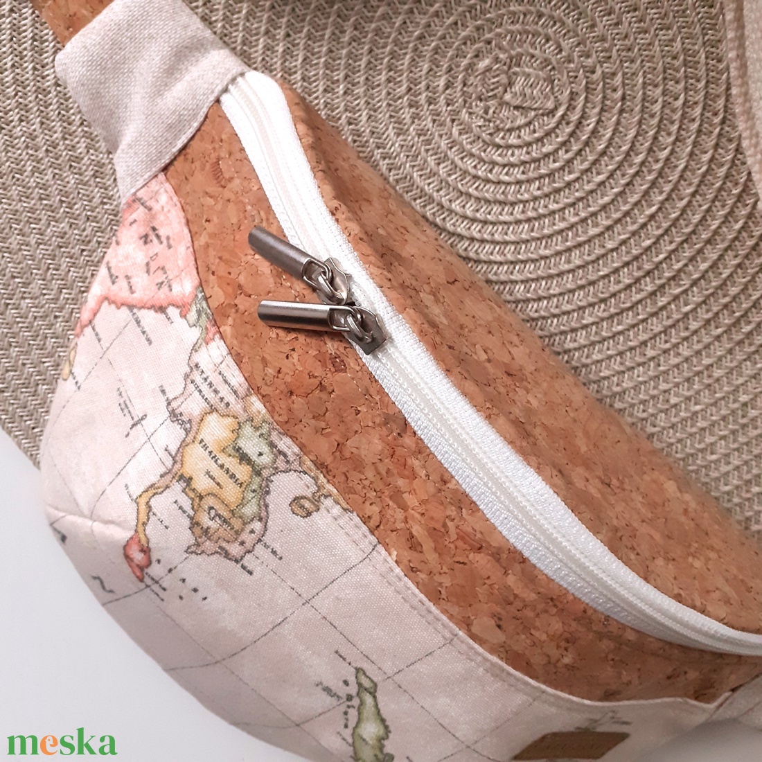 Indonézia térképmintás övtáska, kistáska, crossbody - táska & tok - övtáska - Meska.hu