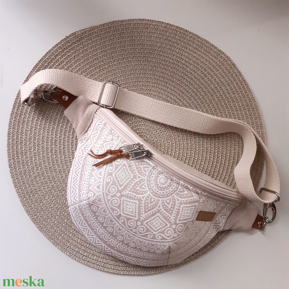Mandala mintás Övtáska, Kistáska, Crossbody - táska & tok - övtáska - Meska.hu Mandala mintás Övtáska, Kistáska, Crossbody - táska & tok - övtáska - Meska.hu