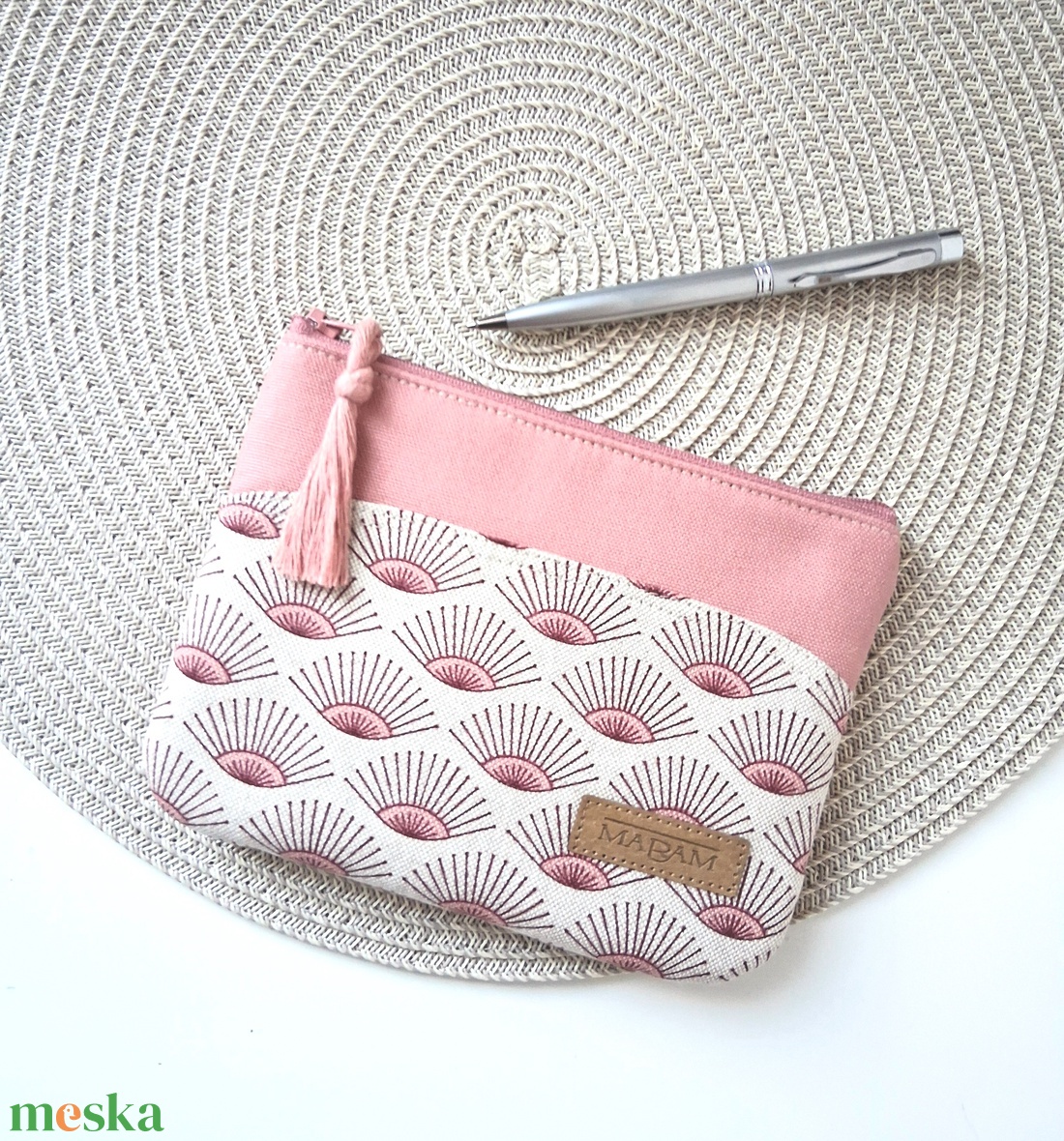 Púderrózsaszín, felkelő nap mintás lapos neszesszer, tok - táska & tok - neszesszer - Meska.hu