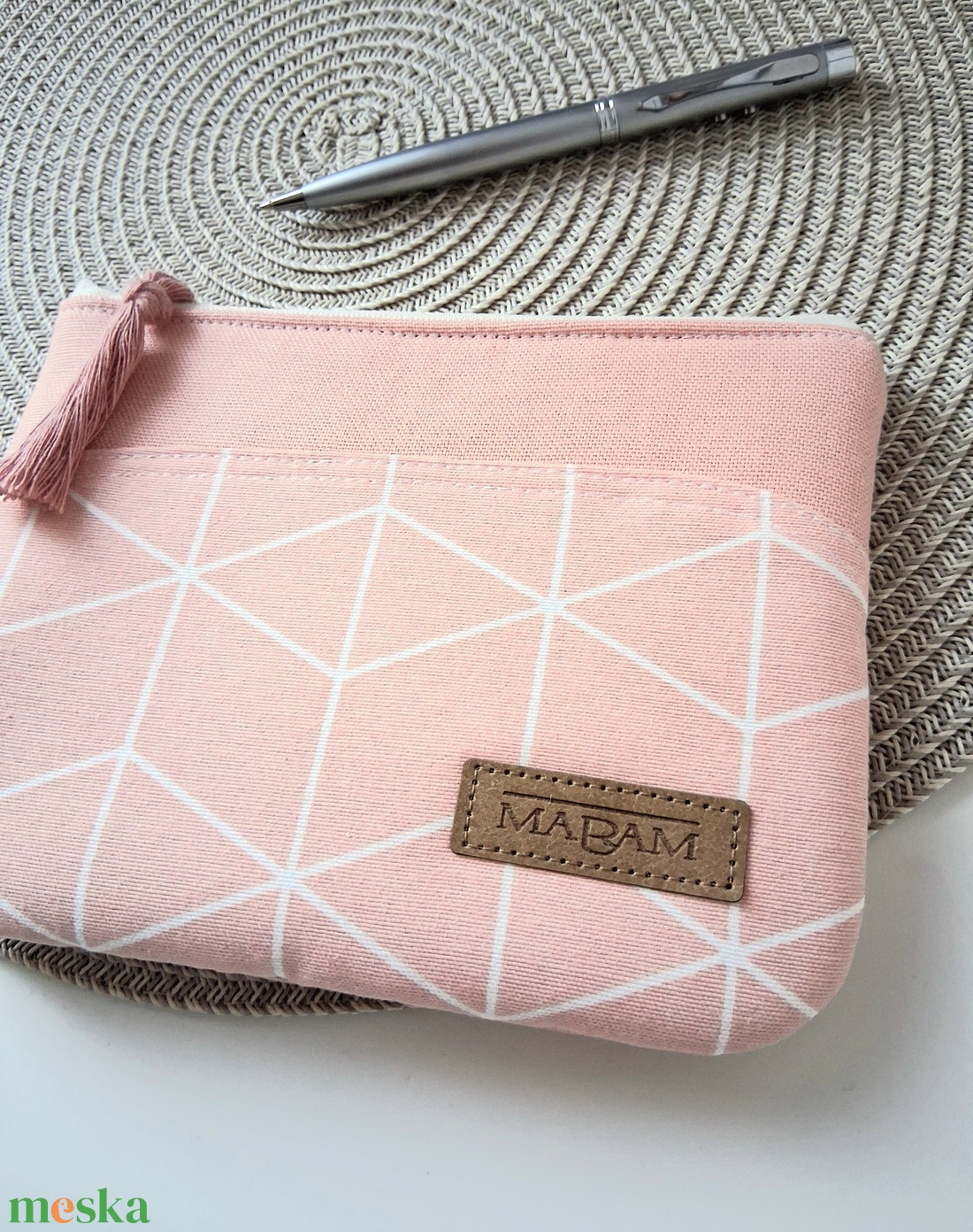 Barack színű, geometrikus mintás,  női lapos neszesszer, tok - táska & tok - neszesszer - Meska.hu