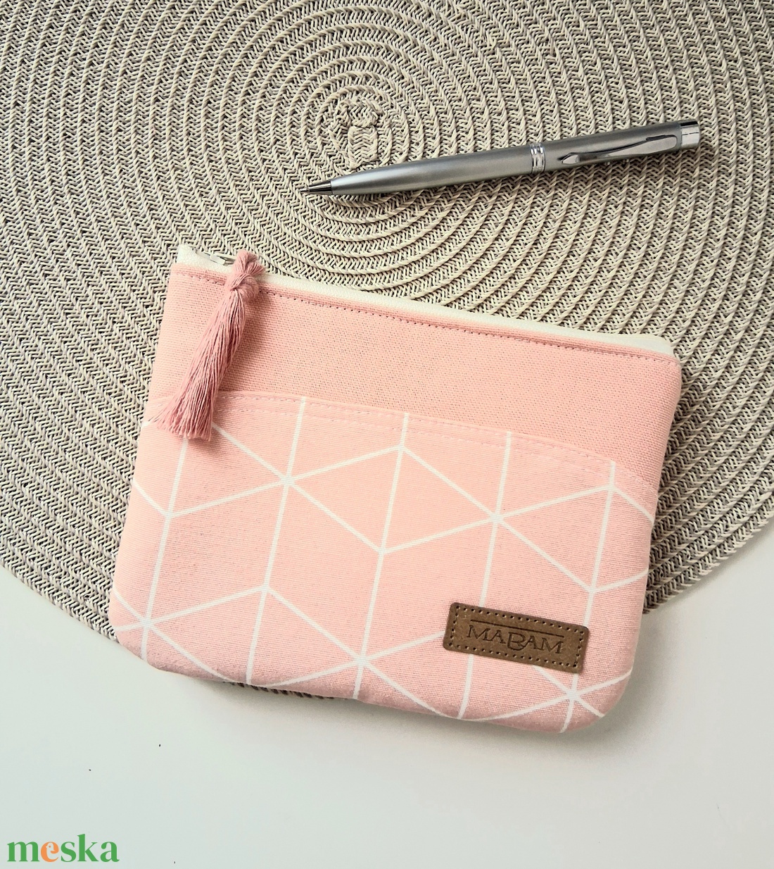 Barack színű, geometrikus mintás,  női lapos neszesszer, tok - táska & tok - neszesszer - Meska.hu