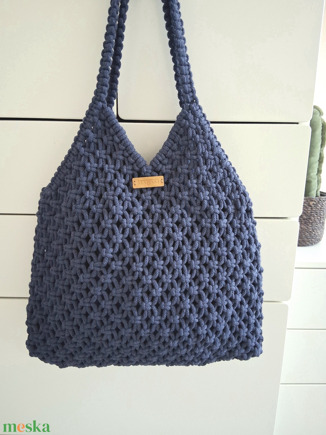 Farmerkék színű makramé táska, válltáska - táska & tok - kézitáska & válltáska - válltáska - Meska.hu