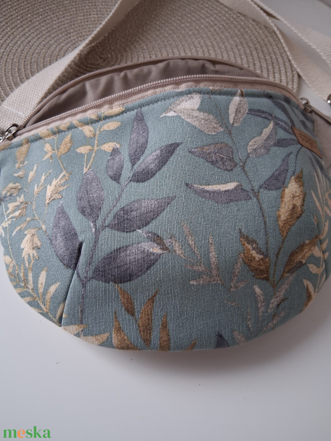 Acélkék, levélmintás Övtáska, Kistáska, Crossbody  - táska & tok - övtáska - Meska.hu