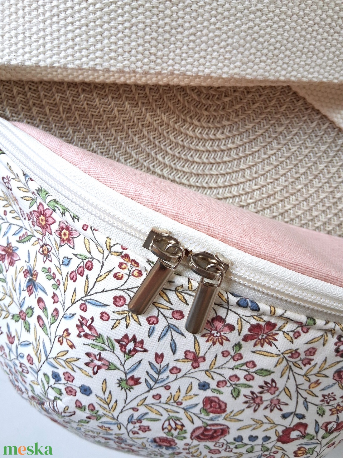 Nyári, apró virágmintás Övtáska, Kistáska, Crossbody  - táska & tok - övtáska - Meska.hu