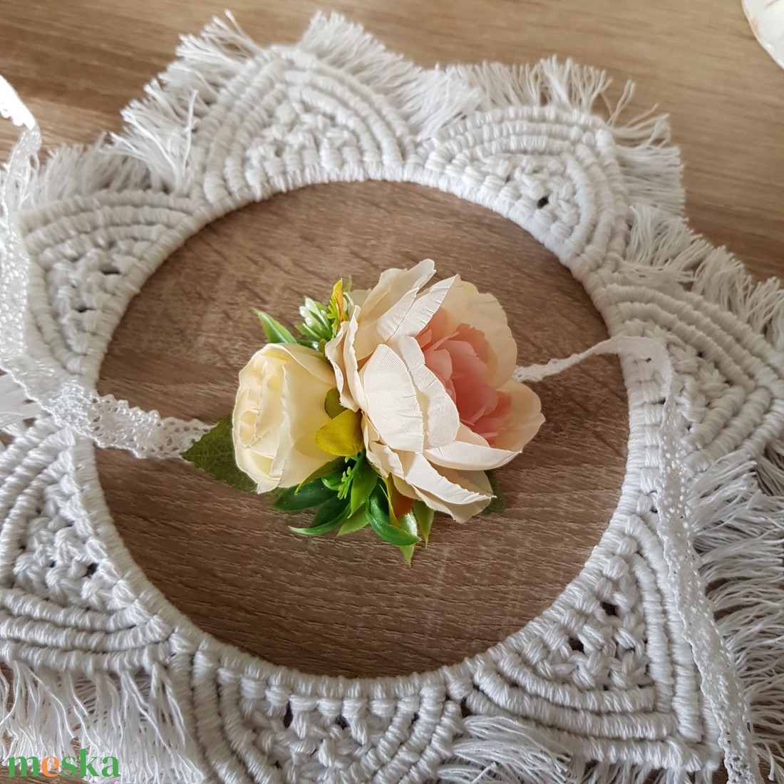 Csuklódísz esküvőre menyasszonynak - esküvő - ékszer - karkötő & csuklódísz - Meska.hu