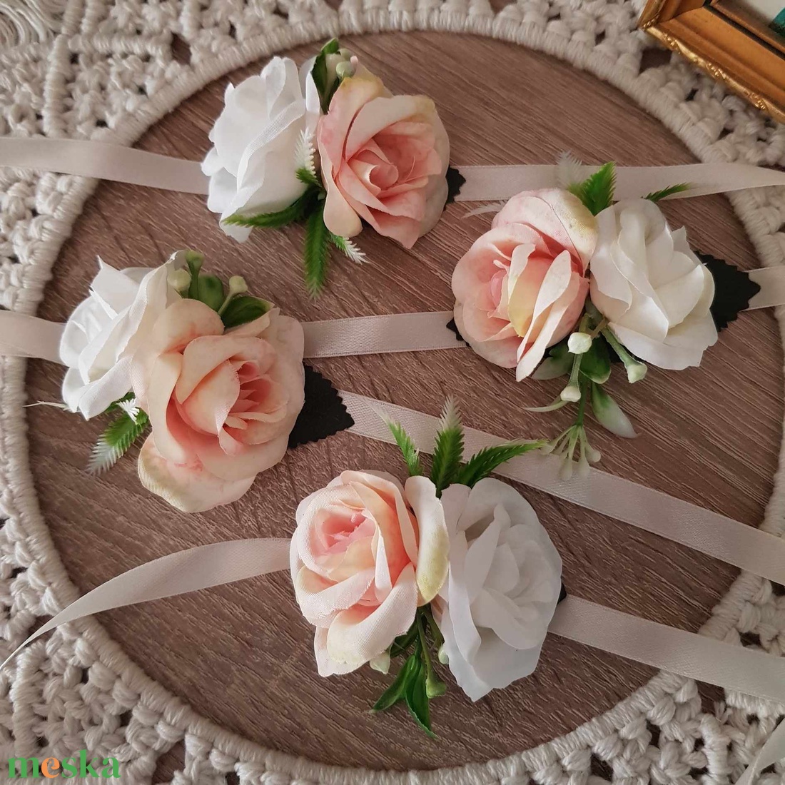 Mini Szett csuklódísz esküvőre koszorúslánynak - esküvő - ékszer - karkötő & csuklódísz - Meska.hu Mini Szett csuklódísz esküvőre koszorúslánynak - esküvő - ékszer - karkötő & csuklódísz - Meska.hu