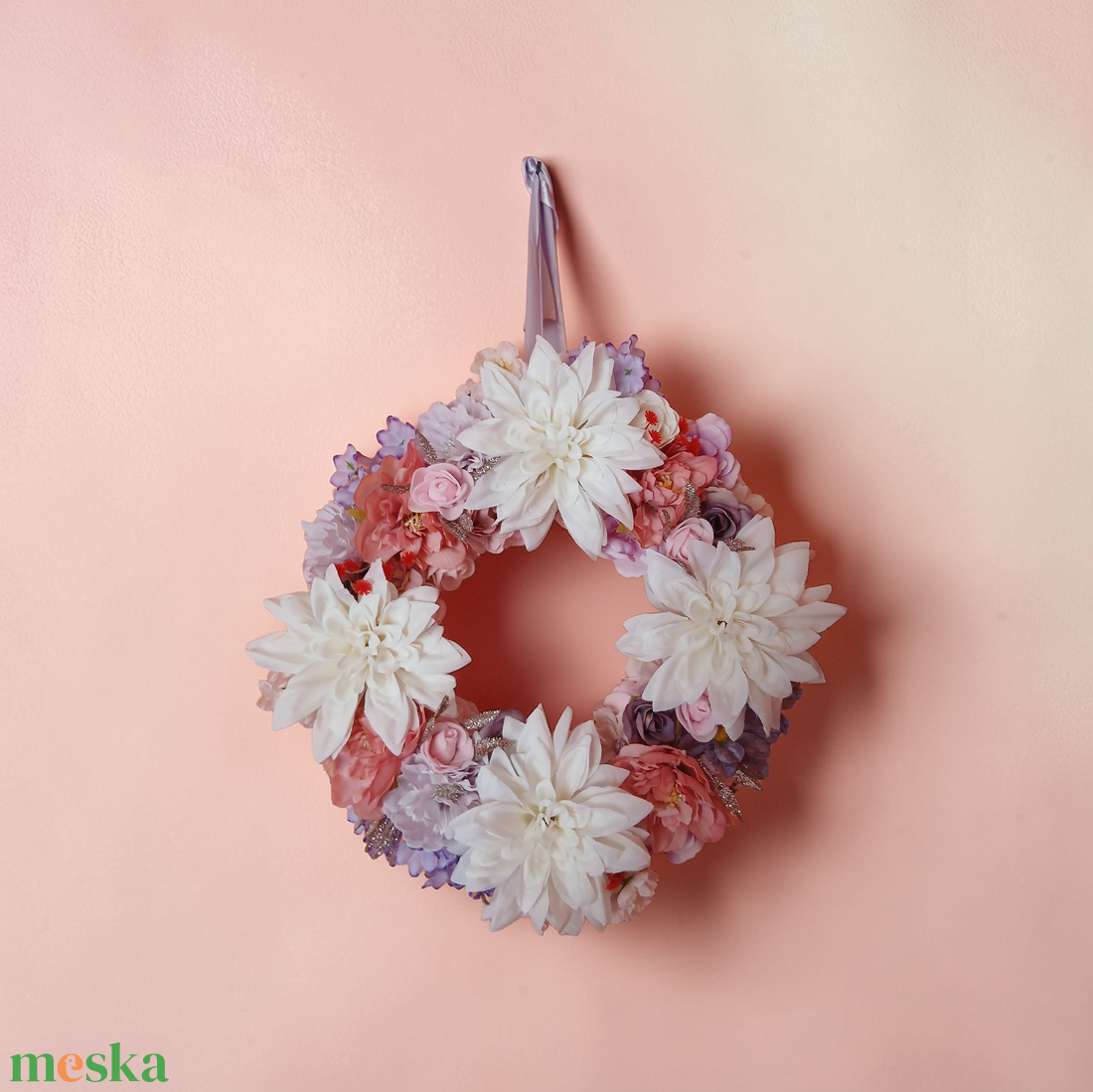 Dáliás,  rózsás lila-fehér ajtódísz! - otthon & életmód - dekoráció - ajtó- és ablak dekoráció - ajtódísz & kopogtató - Meska.hu