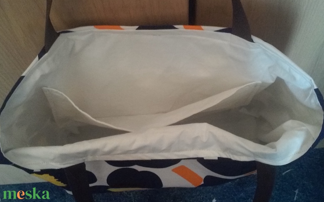 RETRO válltáska - vegán bőr fülekkel és talppal - Marimekko - táska & tok - kézitáska & válltáska - válltáska - Meska.hu RETRO válltáska - vegán bőr fülekkel és talppal - Marimekko - táska & tok - kézitáska & válltáska - válltáska - Meska.hu