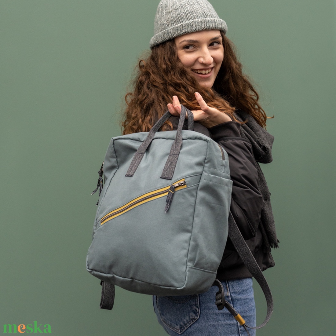 Praktikus  kézitáska- hátizsák, vízlepergető vászon/  - Zolee - világos barna - táska & tok - hátizsák - kishátizsák - Meska.hu