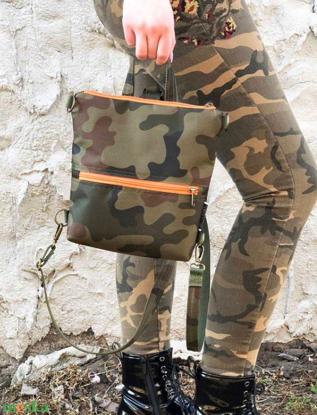 Terepmintás kézitáska/ crossbody bag/háti - CAMO - táska & tok - hátizsák - roll top hátizsák - Meska.hu