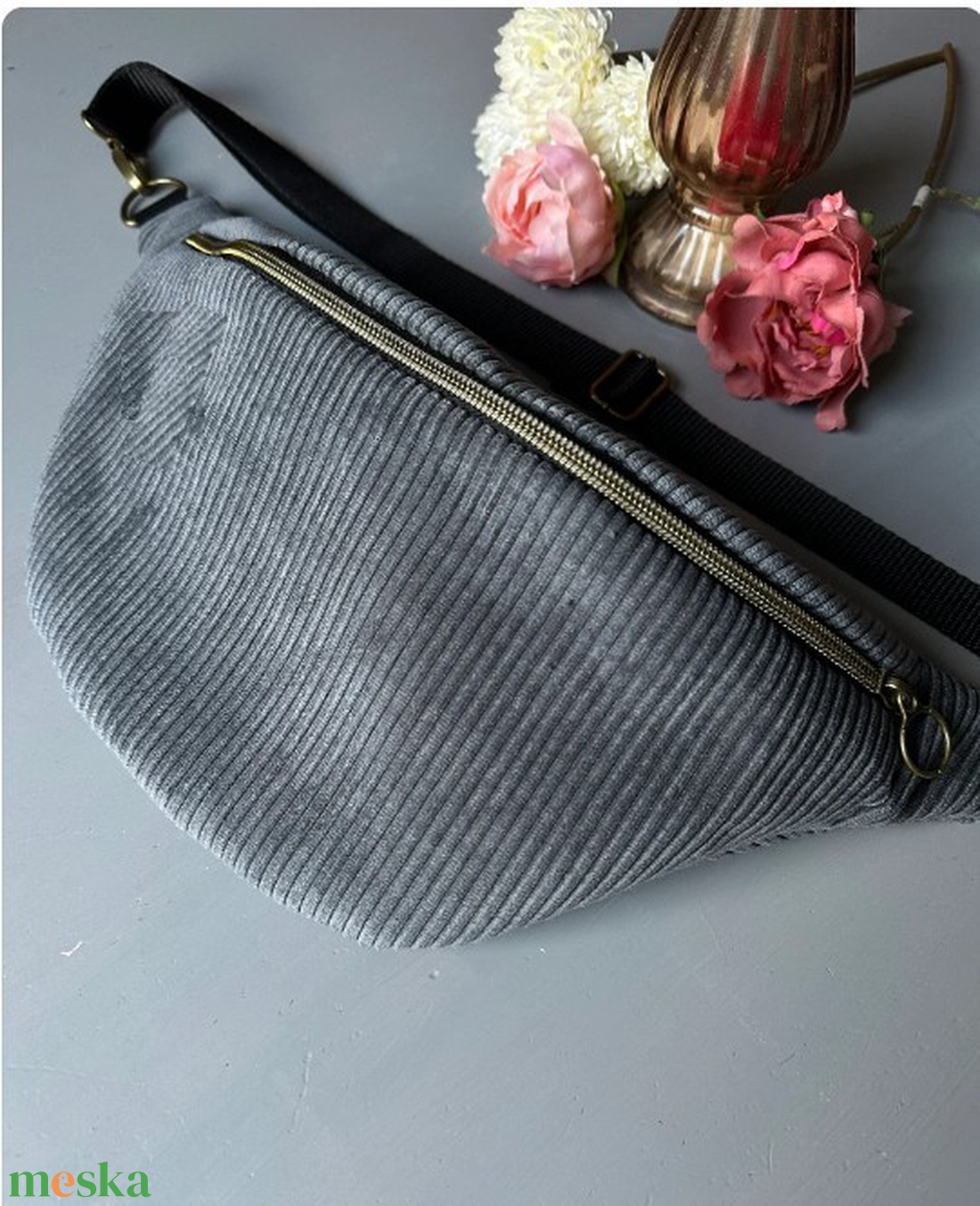 Minimalist kordbársony cross-body/övtáska - Hip Bag - szürke, vízálló béléssel is - táska & tok - hátizsák - hátizsák - Meska.hu Minimalist kordbársony cross-body/övtáska - Hip Bag - szürke, vízálló béléssel is - táska & tok - hátizsák - hátizsák - Meska.hu