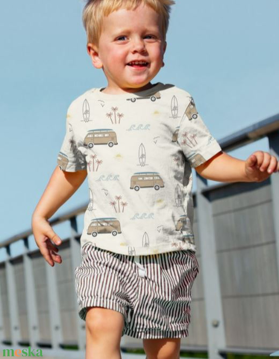Unisex póló - Szörfös kirándulás - ruha & divat - babaruha & gyerekruha - póló - Meska.hu Unisex póló - Szörfös kirándulás - ruha & divat - babaruha & gyerekruha - póló - Meska.hu