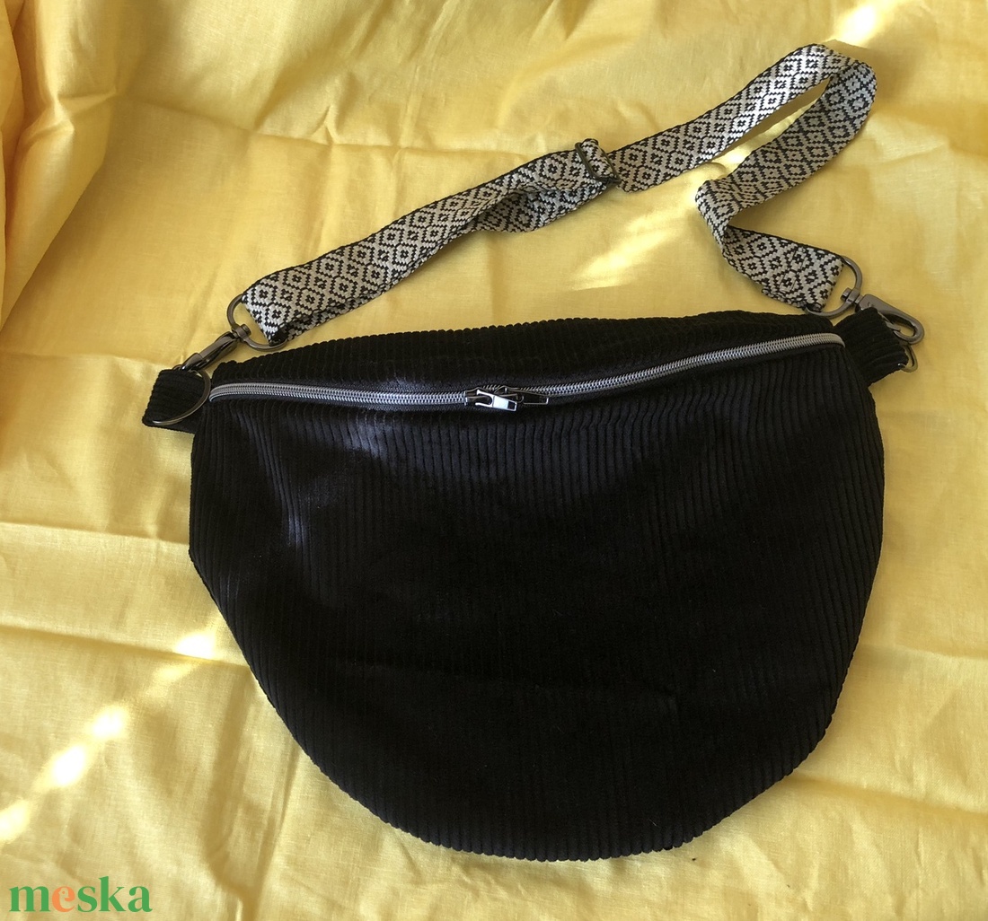 Minimalist kordbársony  övtáska - Hip Bag MAXI méret - táska & tok - hátizsák - hátizsák - Meska.hu