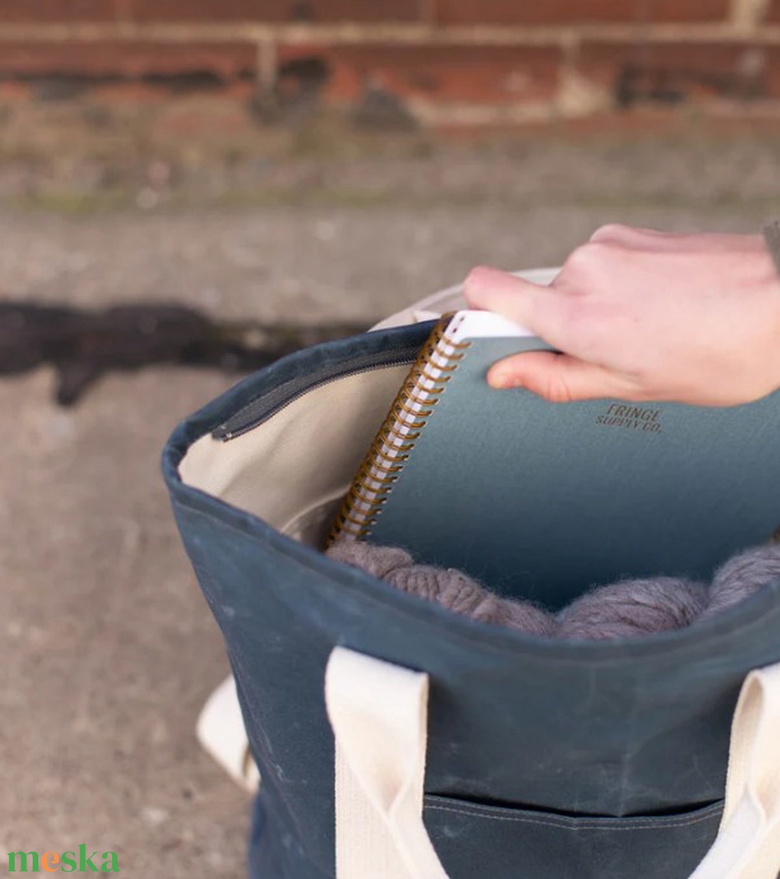 Oilskin Minibag akár 2 in 1 hátizsák vagy vállon át is hordható - táska & tok - bevásárlás & shopper táska - shopper, textiltáska, szatyor - Meska.hu