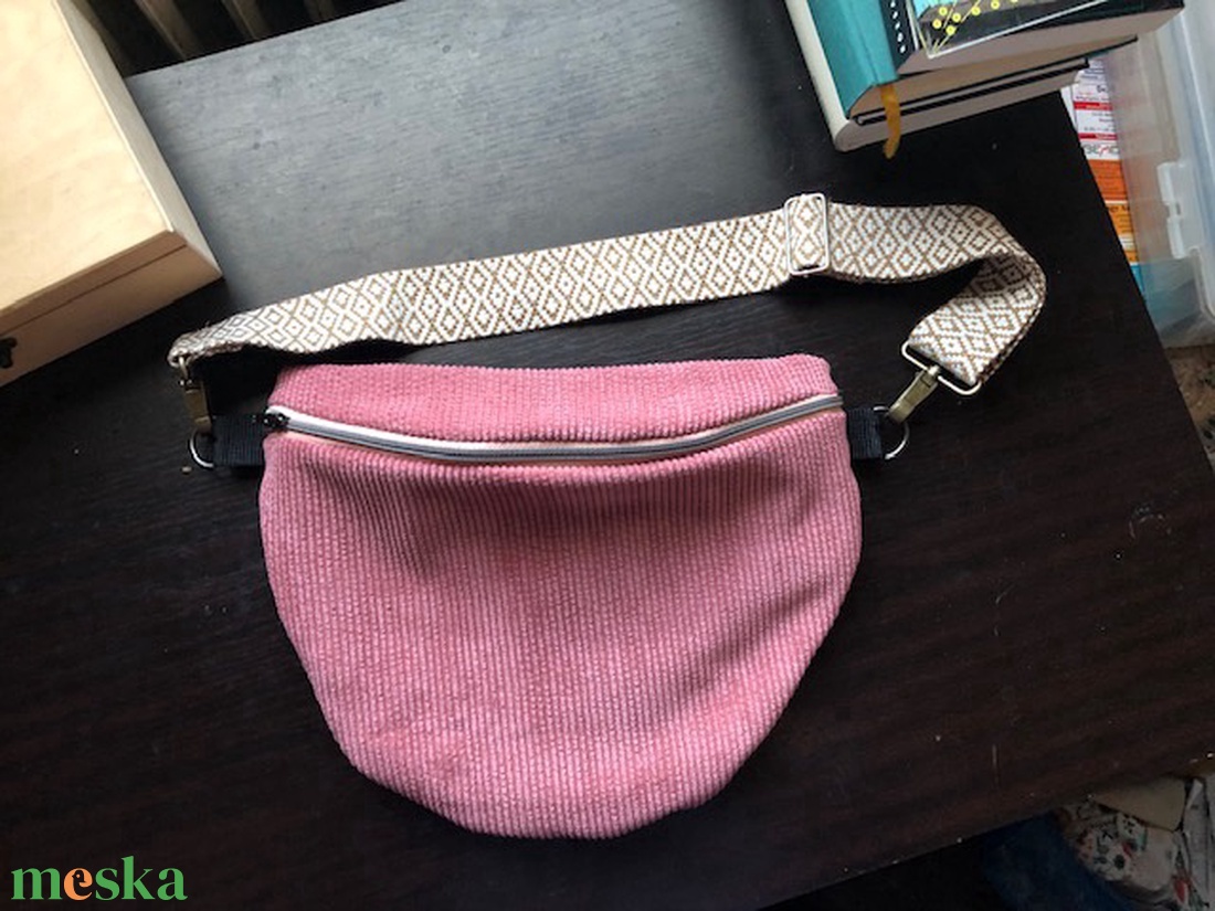 Minimalist kordbársony  övtáska - Hip Bag MAXI OLDROSE - táska & tok - hátizsák - hátizsák - Meska.hu