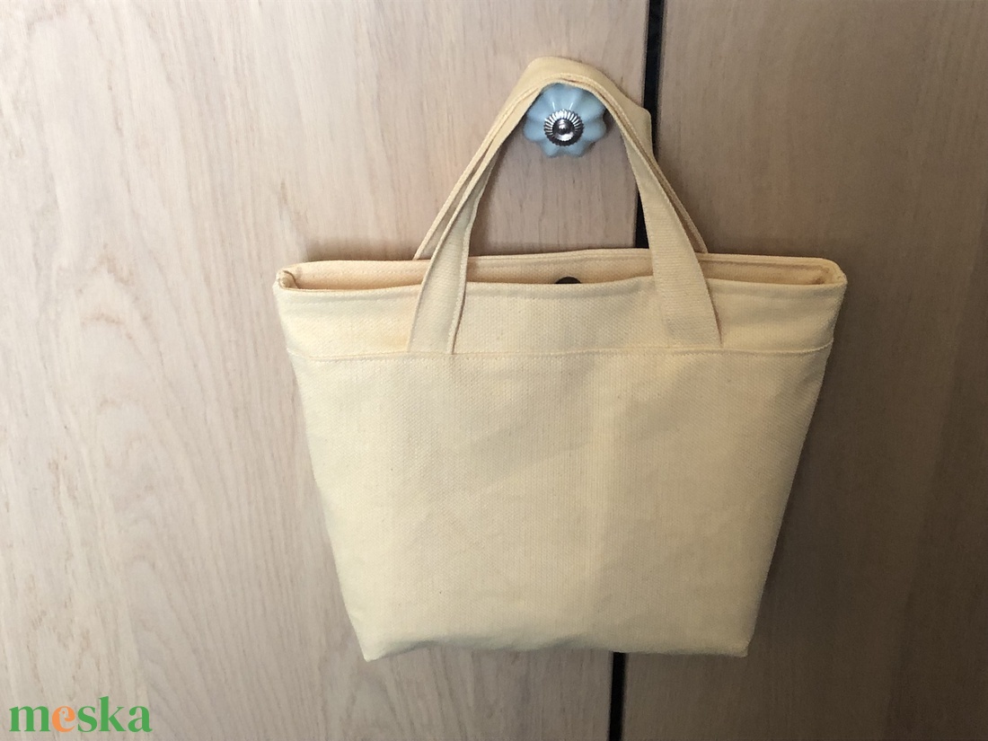 Mini bag   - kézitáska, uzsonnás táska -CREAMY YELLOW - táska & tok - uzsonna- & ebéd tartó - ebéd tasak, doboz - Meska.hu