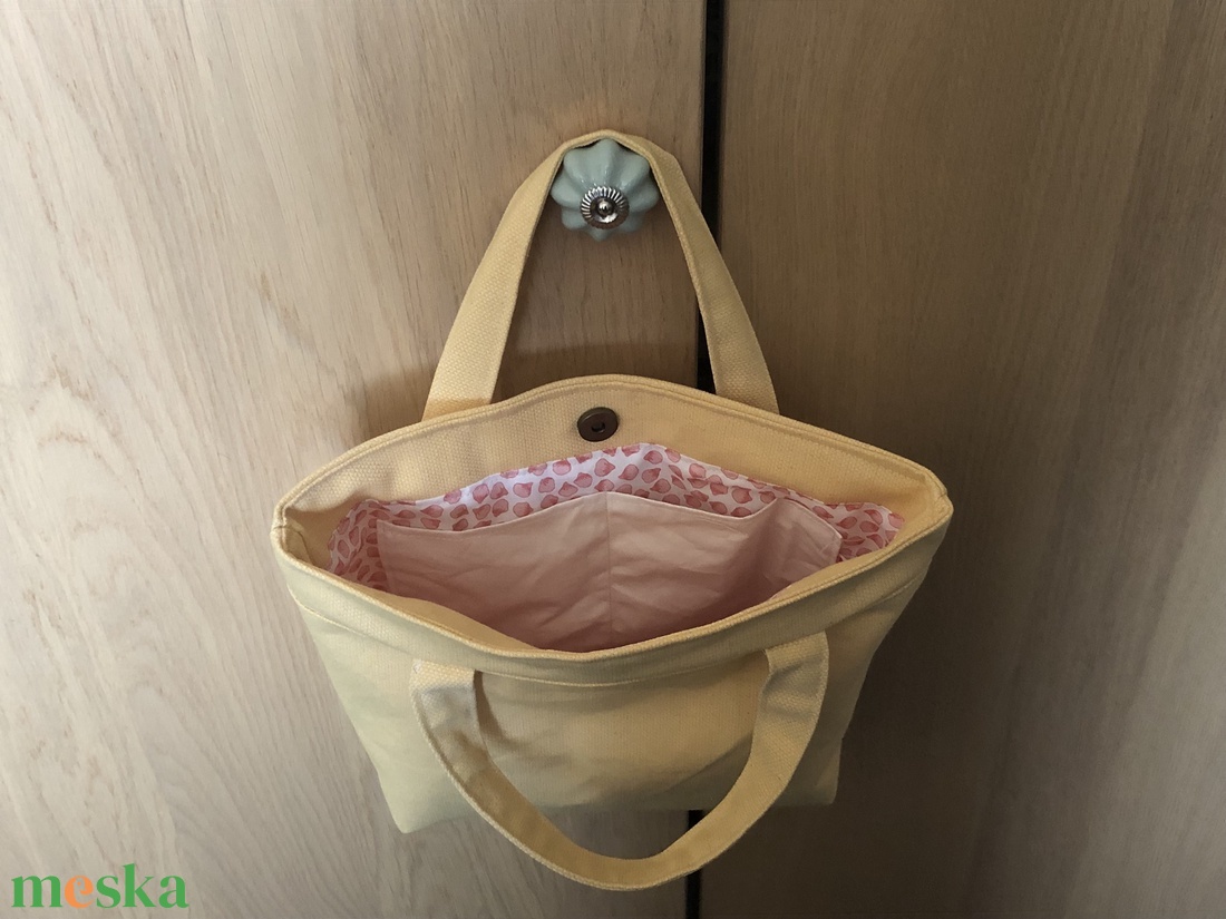 Mini bag   - kézitáska, uzsonnás táska -CREAMY YELLOW - táska & tok - uzsonna- & ebéd tartó - ebéd tasak, doboz - Meska.hu