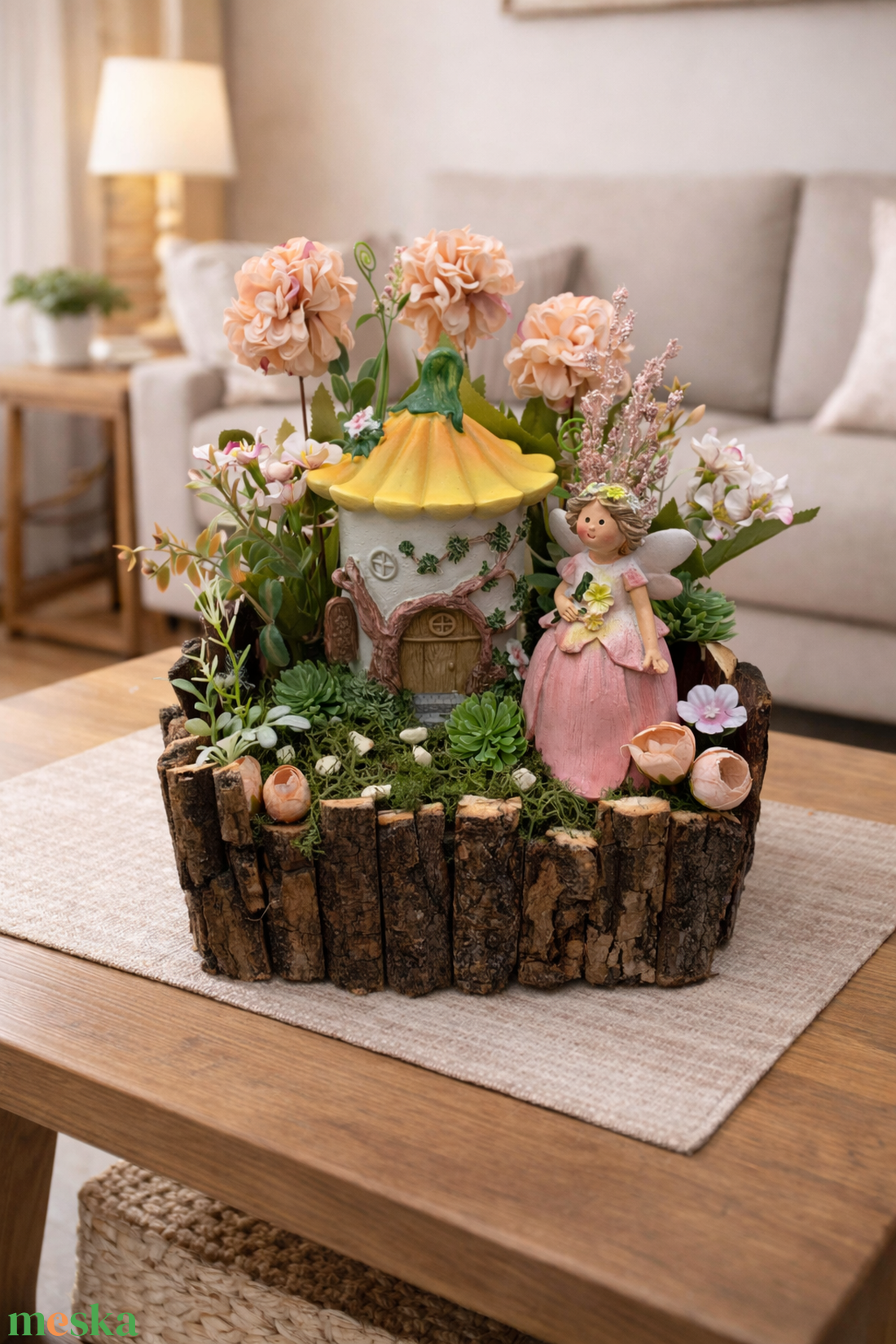 Tavaszi asztaldísz erdei tündéres - otthon & életmód - virágdekoráció - virágdíszek - asztali virágdísz - Meska.hu