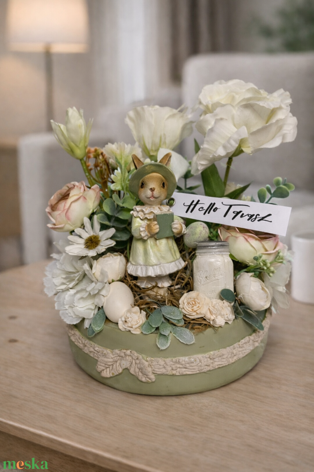 Tavaszi asztaldísz könyves nyuszi - otthon & életmód - virágdekoráció - virágdíszek - virágdísz kaspóban - Meska.hu