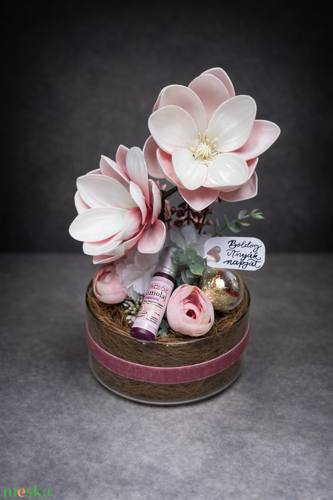 Prémium Anyák napi üvegtál (kicsi) naturkozmetikummal - otthon & életmód - virágdekoráció - virágok - virágbox - Meska.hu