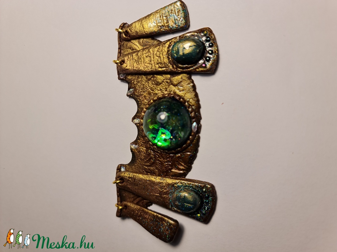 Piramis szeme nagyméretű medál - ékszer - nyaklánc - medál - Meska.hu