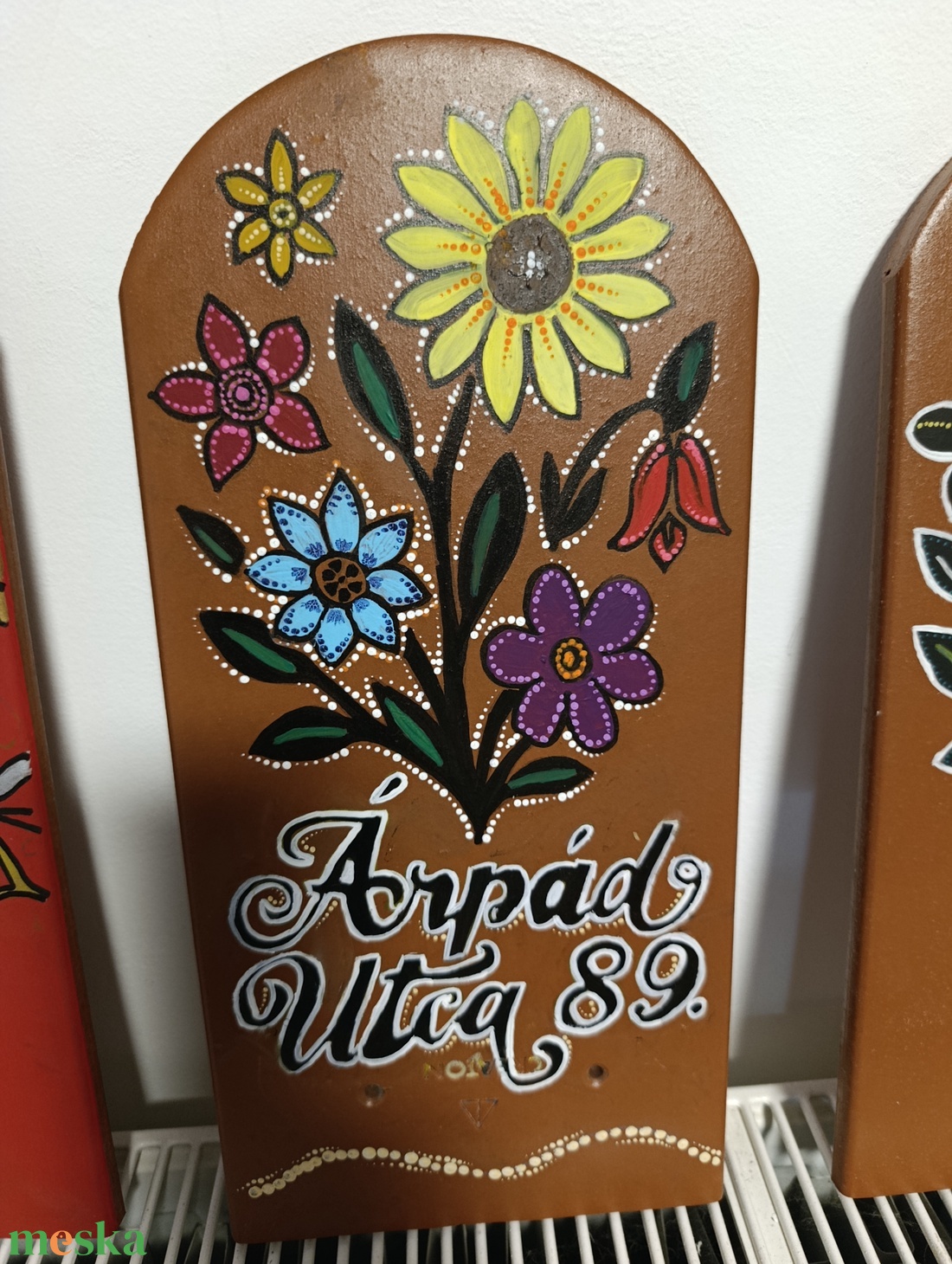 Házszám cserép - manóval - otthon & életmód - ház & kert - házszám - Meska.hu