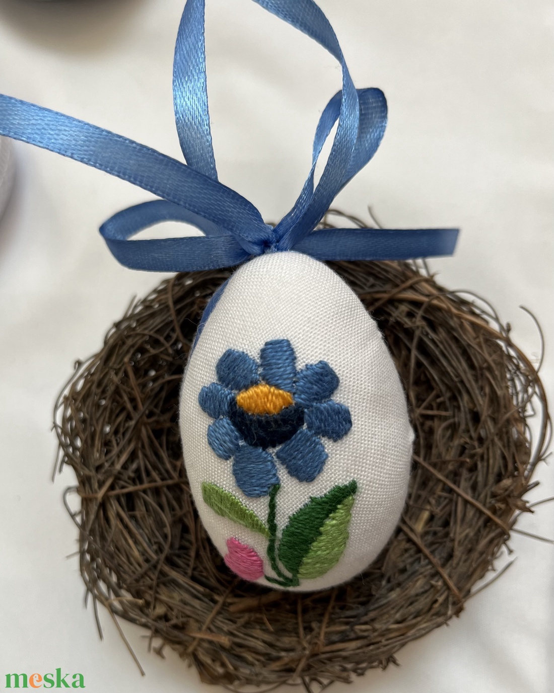 Hímzett húsvéti tojás - ünnepi díszek, dekorációk - húsvéti díszek és dekorációk - húsvéti asztaldíszek - Meska.hu