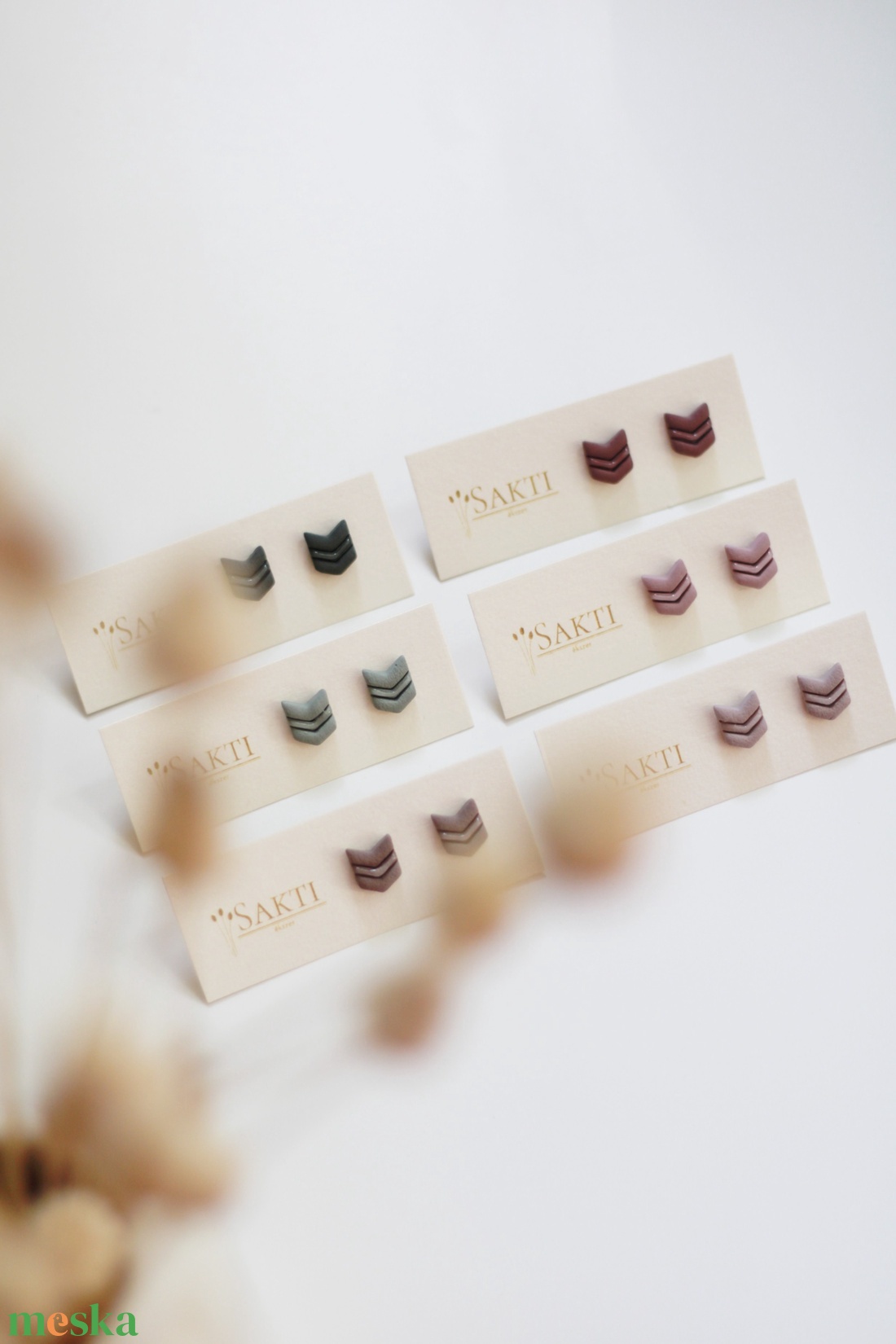 Mályva elegáns gomb fülbevaló, gomb fülbevaló - ékszer - fülbevaló - pötty fülbevaló - Meska.hu