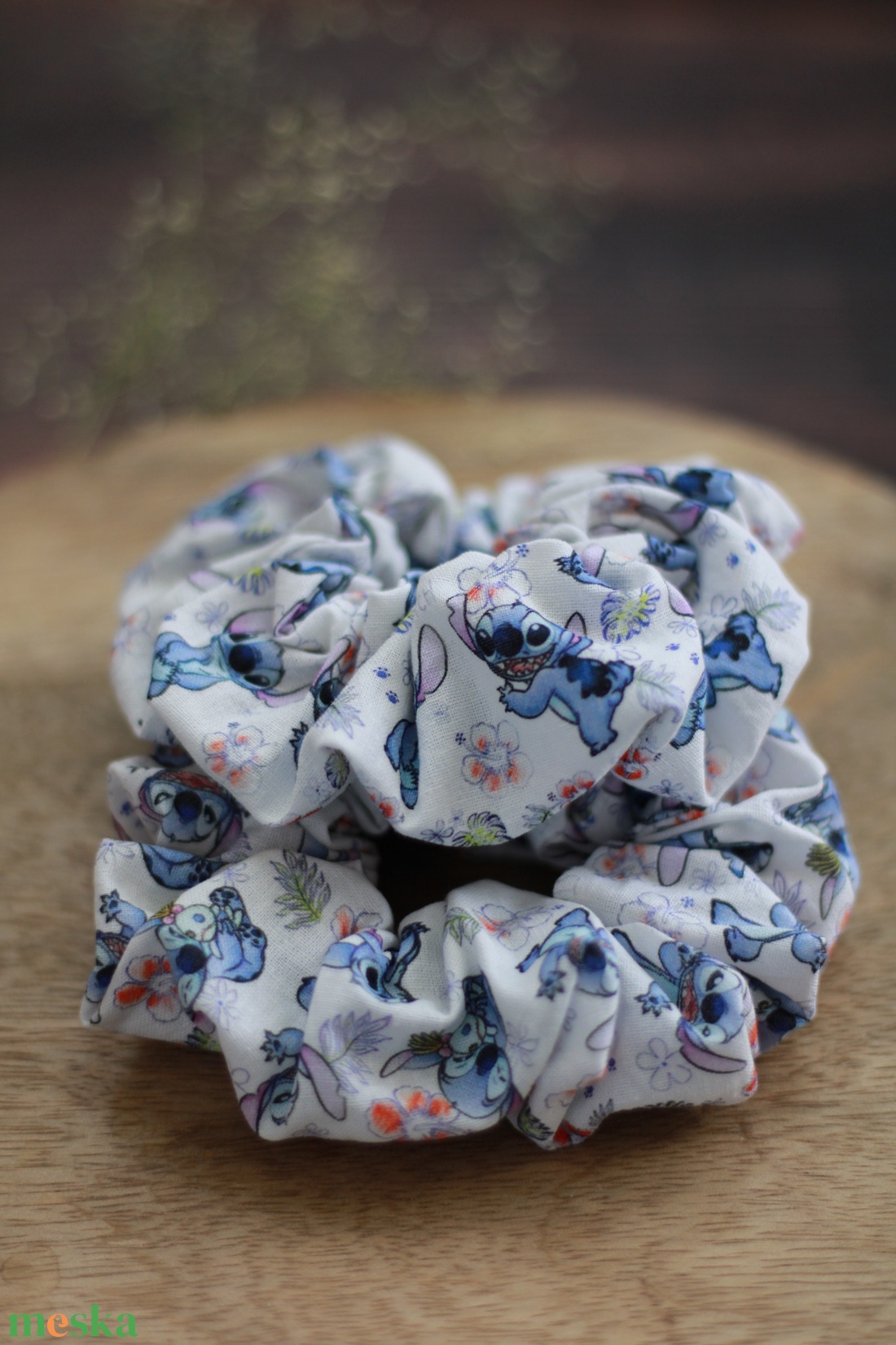 Mesés scrunchie, hajgumi, Stitch - ruha & divat - hajdísz & hajcsat - hajgumi - Meska.hu Mesés scrunchie, hajgumi, Stitch - ruha & divat - hajdísz & hajcsat - hajgumi - Meska.hu