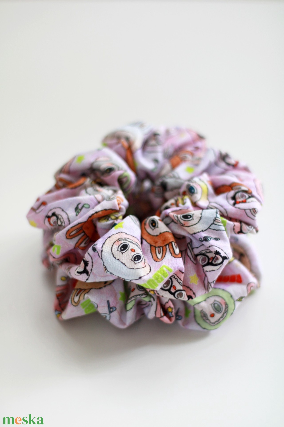 Mesés scrunchie, hajgumi, Labubu - ruha & divat - hajdísz & hajcsat - hajgumi - Meska.hu Mesés scrunchie, hajgumi, Labubu - ruha & divat - hajdísz & hajcsat - hajgumi - Meska.hu