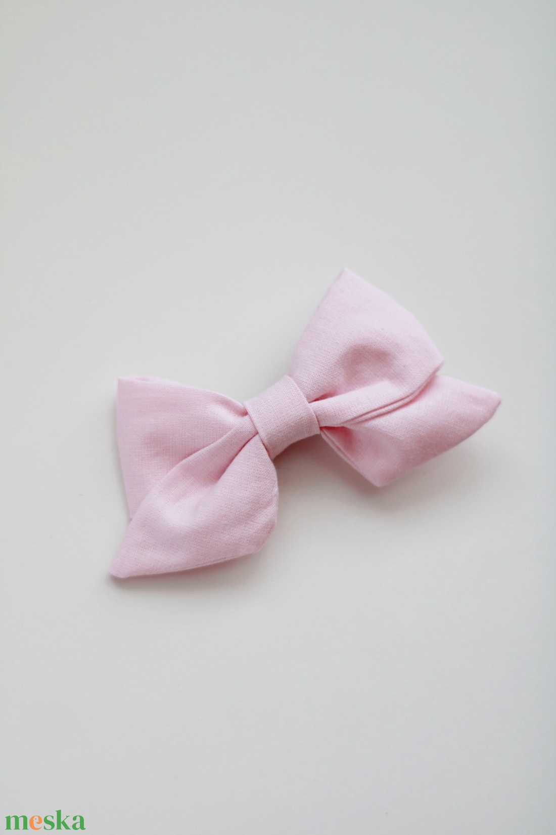 Rózsaszín nagy masnis hajcsat, hajcsat - ruha & divat - hajdísz & hajcsat - hajcsat & hajtű - Meska.hu