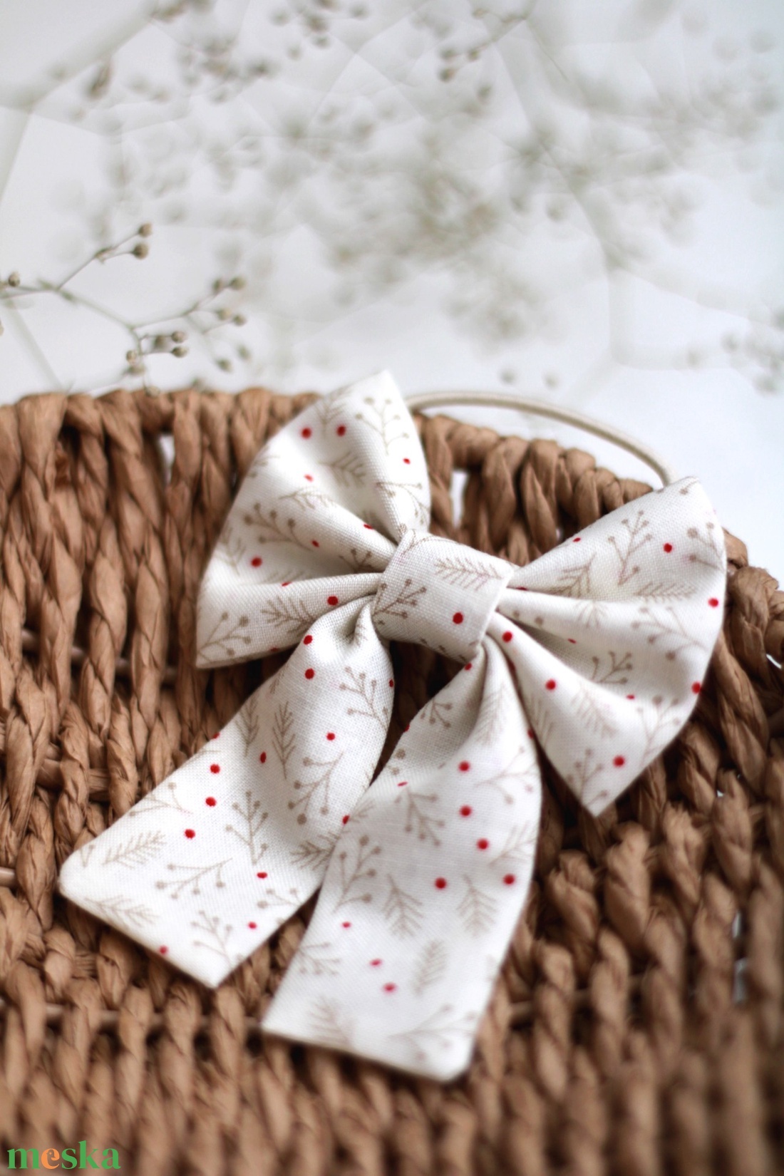 Natúr kollekciós fenyőág hajgumi, hajdísz, hajbavaló - ruha & divat - hajdísz & hajcsat - hajgumi - Meska.hu