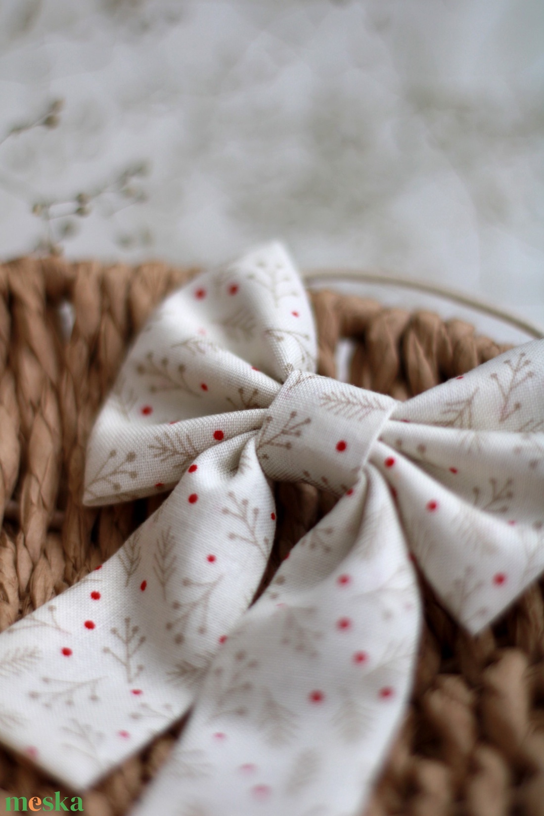 Natúr kollekciós fenyőág hajgumi, hajdísz, hajbavaló - ruha & divat - hajdísz & hajcsat - hajgumi - Meska.hu