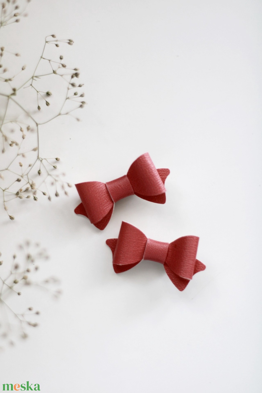 Világos bordó mini hajcsat, hajcsat - ruha & divat - hajdísz & hajcsat - hajcsat & hajtű - Meska.hu