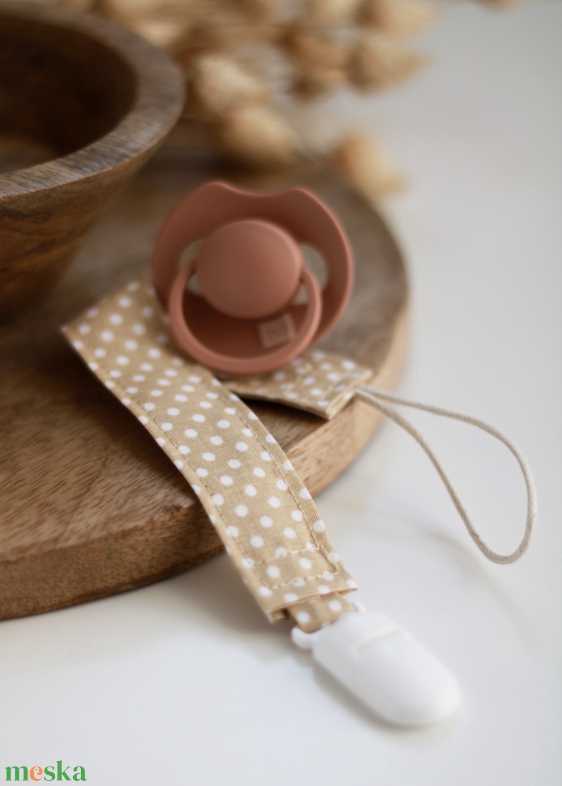 Barna pöttyös  cumilánc - játék & sport - 3 éves kor alattiaknak - cumilánc - Meska.hu