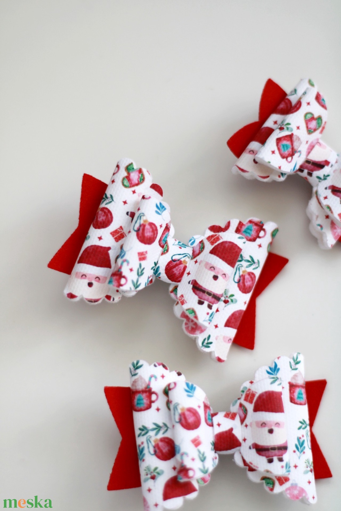 Télapós hajcsat, gyerek hajcsat, hajcsat, Mikulás - ruha & divat - hajdísz & hajcsat - hajcsat & hajtű - Meska.hu