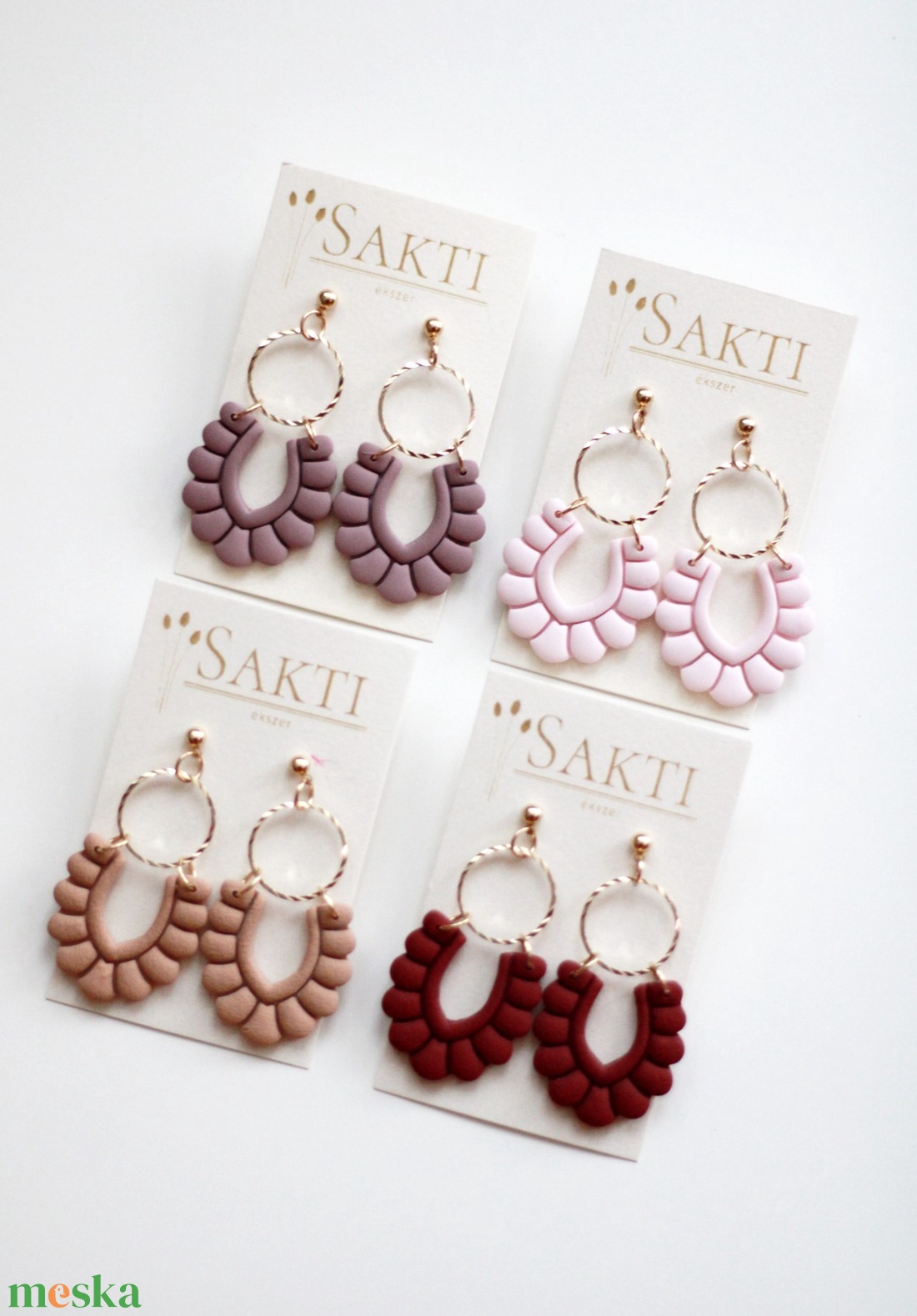 Bordó függő fülbevaló karikával  - ékszer - fülbevaló - lógó fülbevaló - Meska.hu