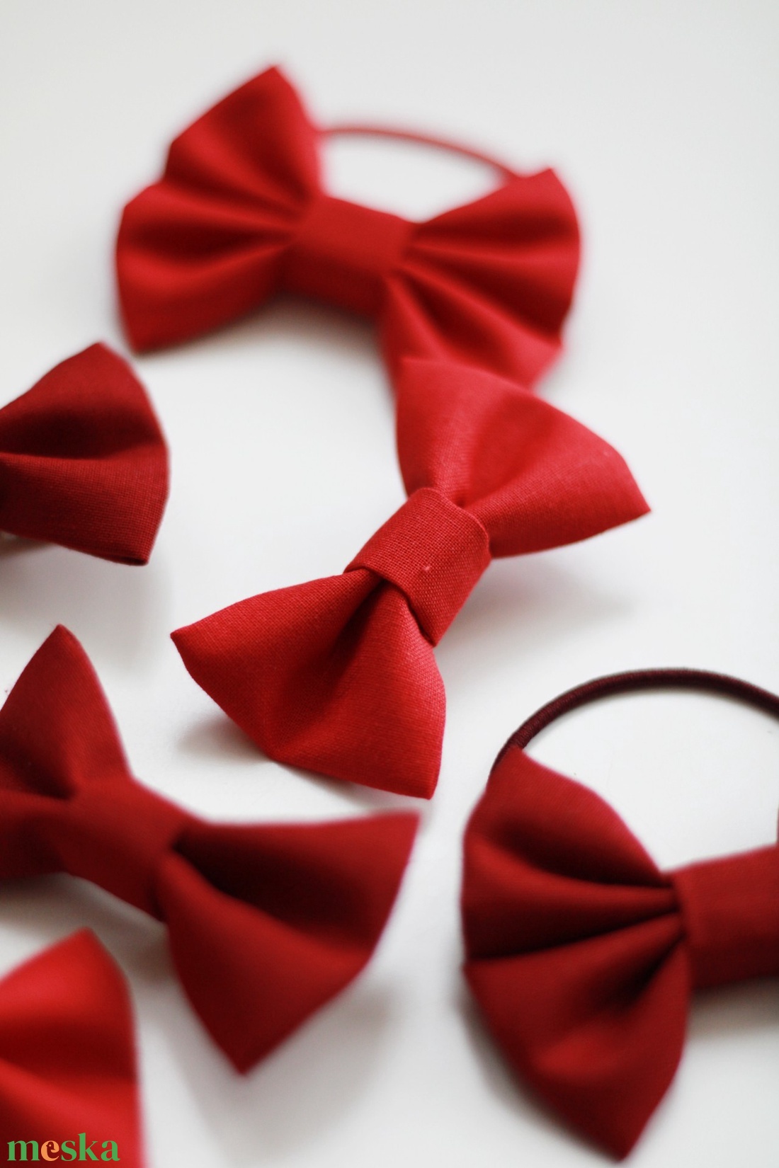 Piros pamut hajcsat - ruha & divat - hajdísz & hajcsat - hajcsat & hajtű - Meska.hu