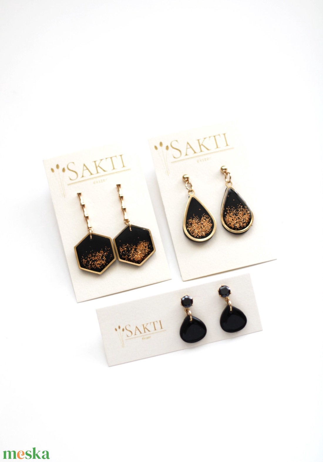 Csepp alakú köves függő fülbevaló - ékszer - fülbevaló - lógó fülbevaló - Meska.hu