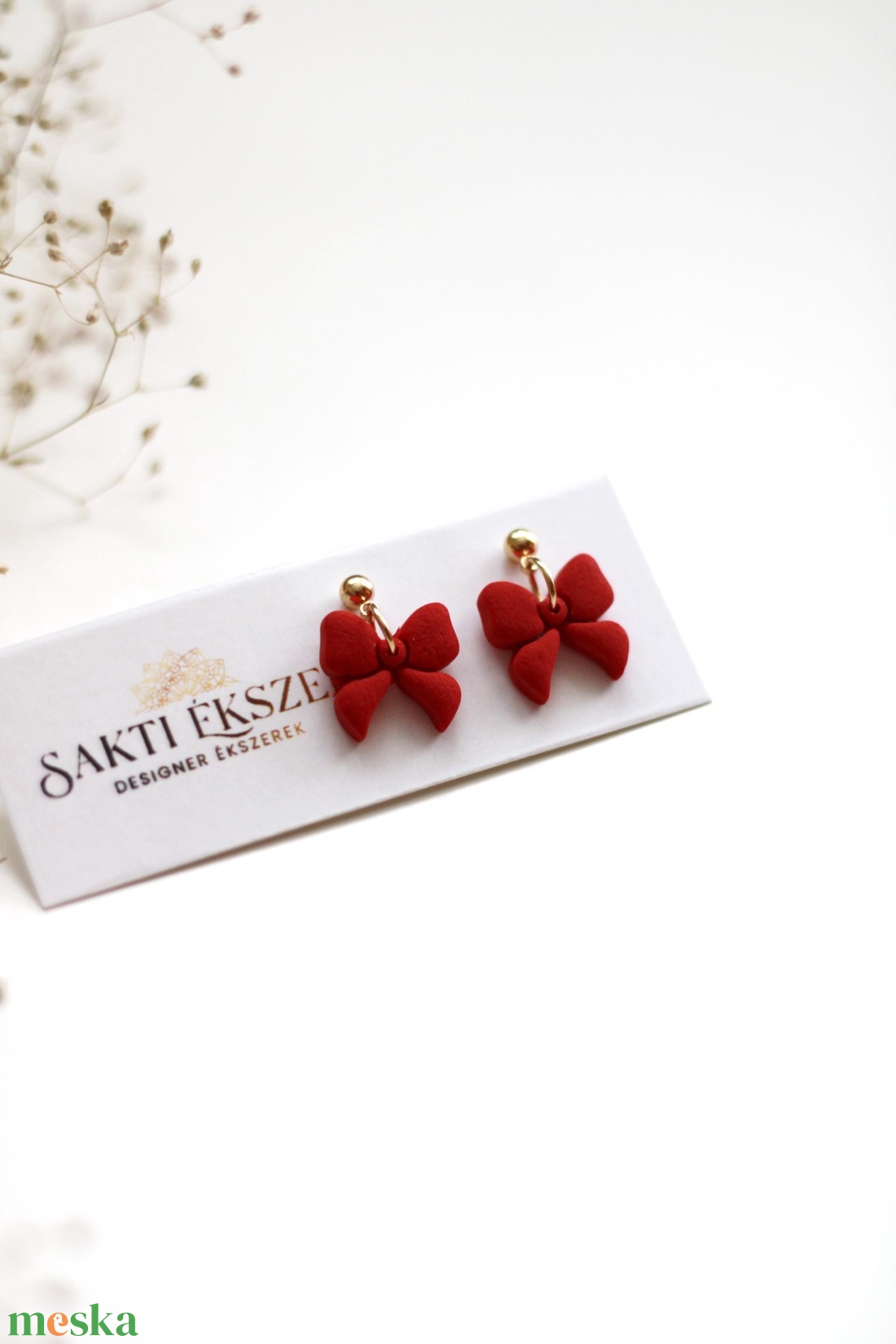 Pici piros masni fülbevaló - ékszer - fülbevaló - pötty fülbevaló - Meska.hu