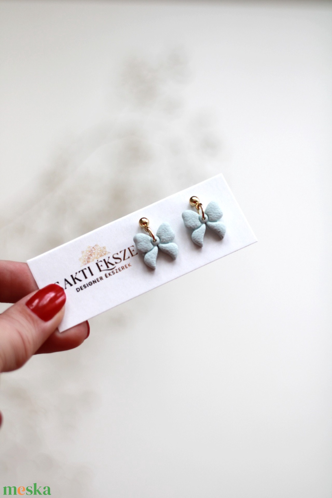Pici aqva masni fülbevaló - ékszer - fülbevaló - pötty fülbevaló - Meska.hu