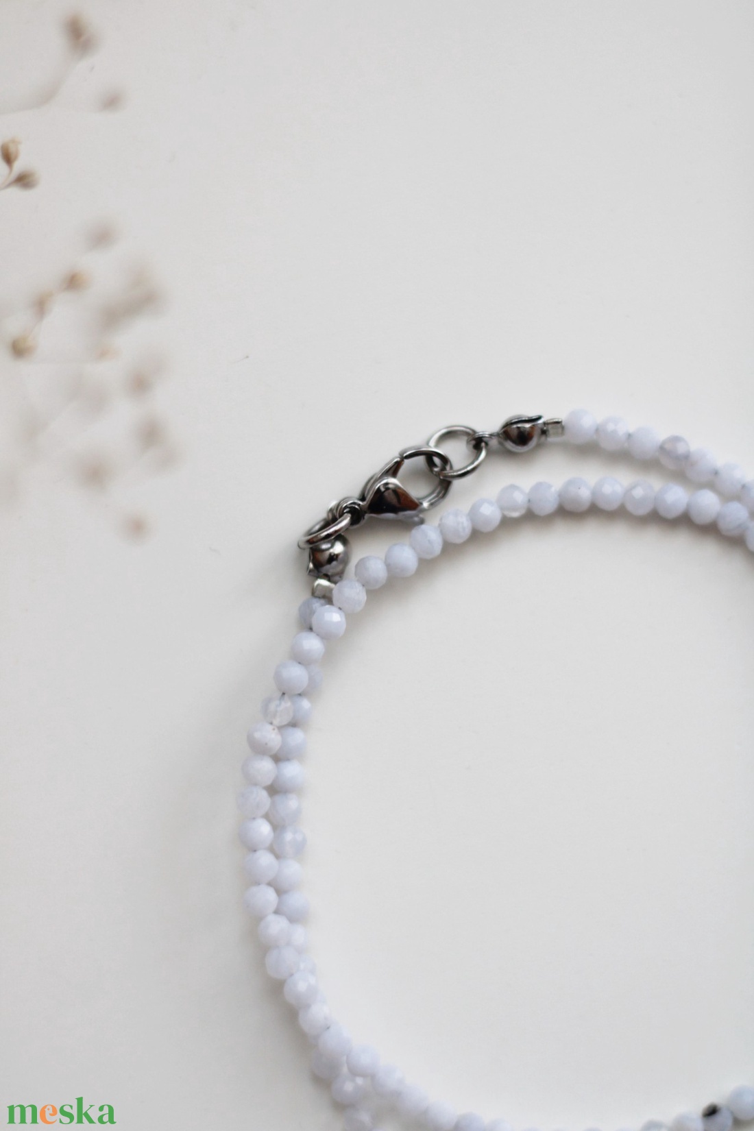 Kalcedon nyaklánc 3mm-es fazettált, ásványékszer - ékszer - nyaklánc - gyöngyös nyaklánc - Meska.hu