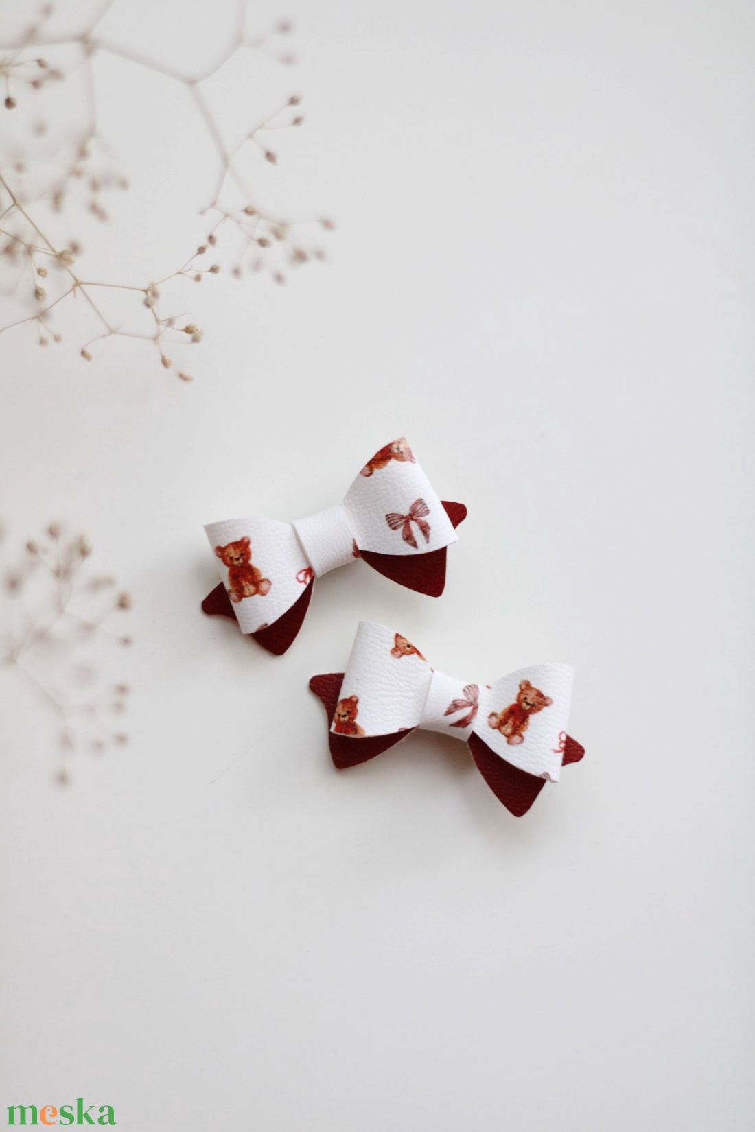 Bordó mackós mini hajcsat - ruha & divat - hajdísz & hajcsat - hajcsat & hajtű - Meska.hu